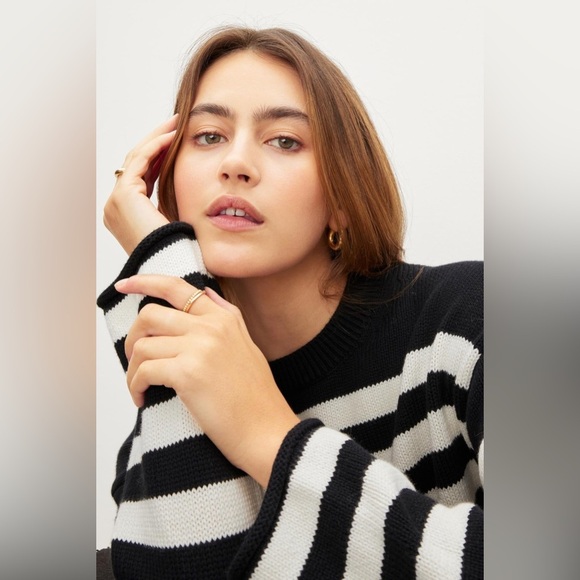 Velvet by Graham & Spencer Lex Cotton Cashmere Sweater - Picture 7 of 11